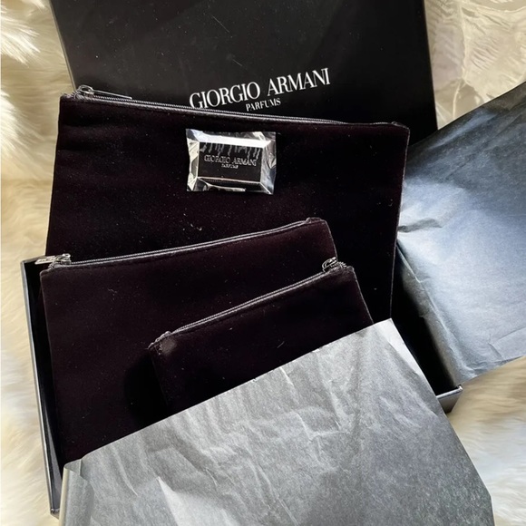 giorgio armani trio of velvet pouches new in box - Picture 7 of 8